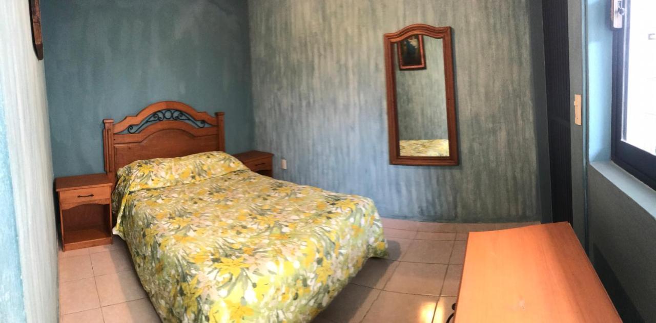 Casa Lek Hotel Сан-Кристобаль-де-Ла-Касас Экстерьер фото